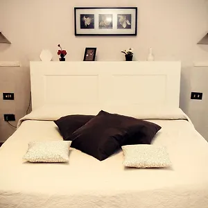 Hotel Luna Rossa, Napoli